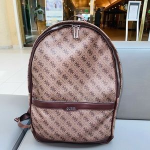 Meet your Posher, Ahmed